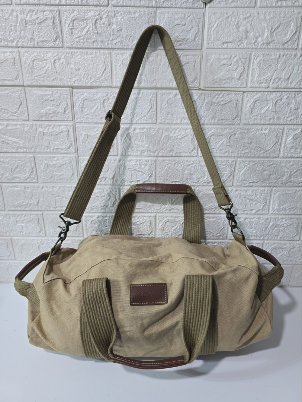 Vintage Eddie Bauer Khaki Beige Canvas Overnight Duffle Bag 19x9x8